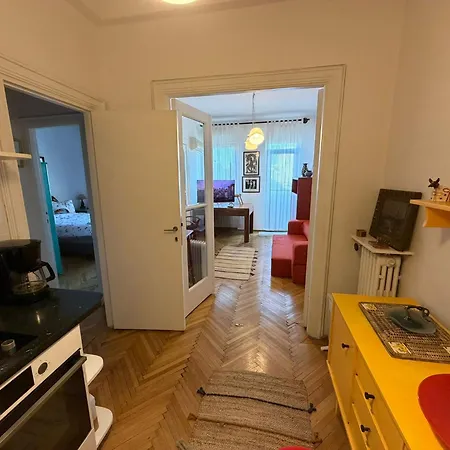 Cozy Skyline Apartament Bucureşti