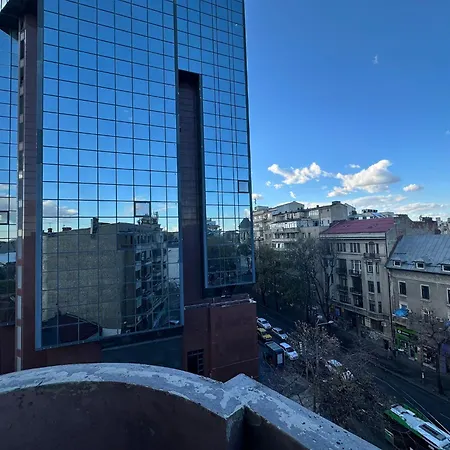 Cozy Skyline Apartament *